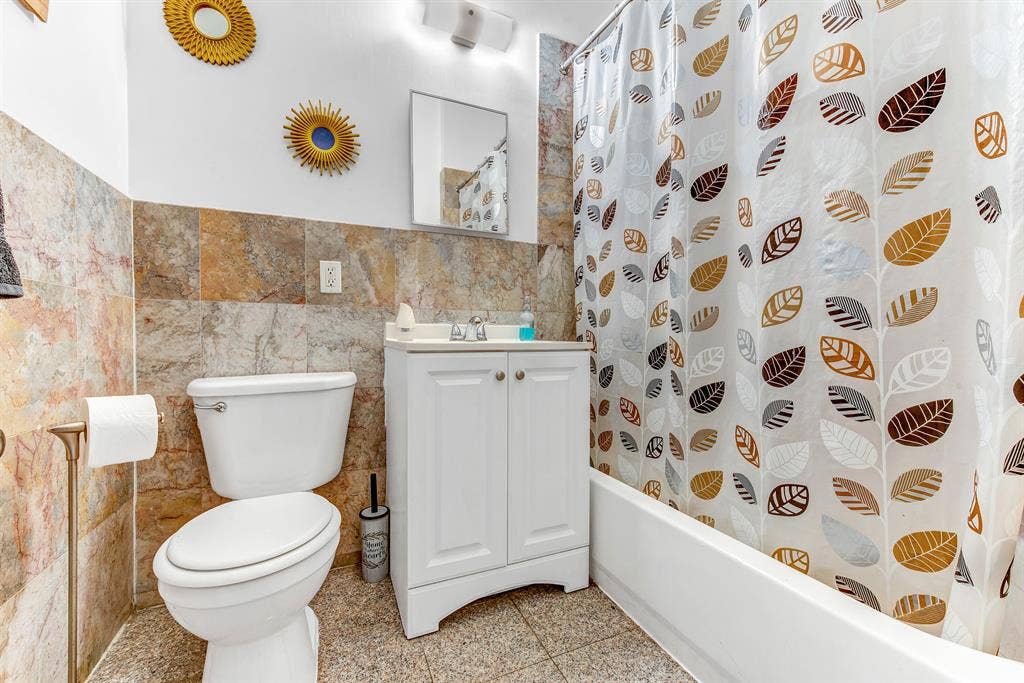 SUN-FILLED HARLEM BROWNSTONE