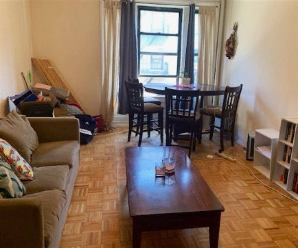 *MANHATTAN LEASE TAKE OVER ASAP*