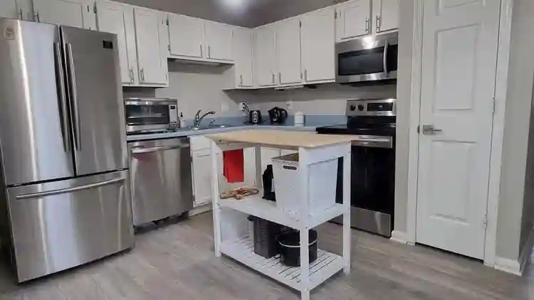 Private Room Available now!