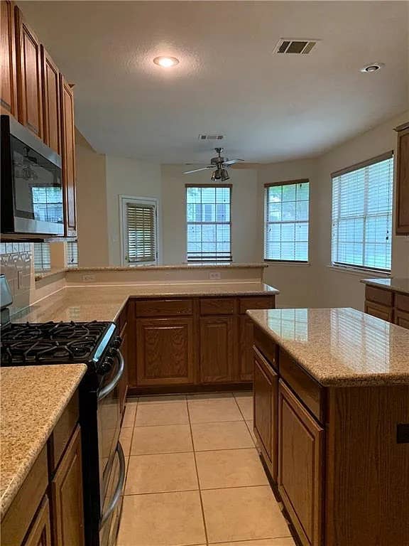 5 BR in Round Rock