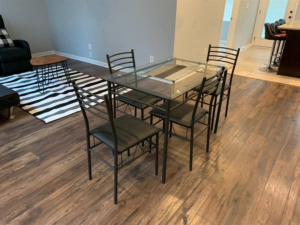 4 BR in Raleigh