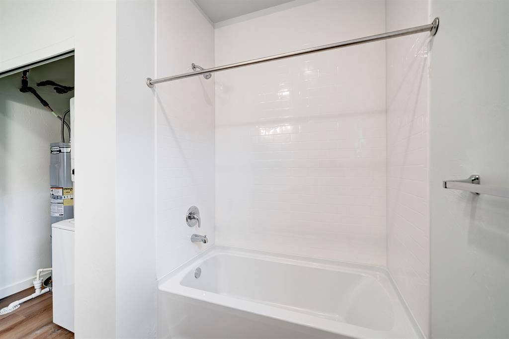 1st mnth & sec deposit free!