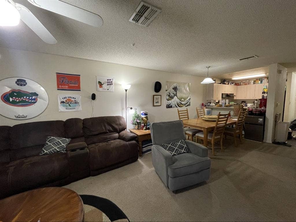 Private room and bathroom