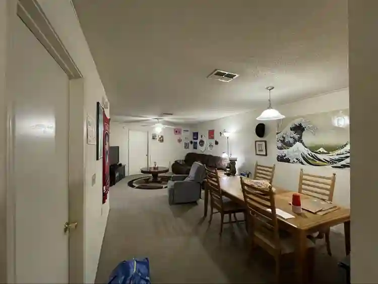 Private room and bathroom