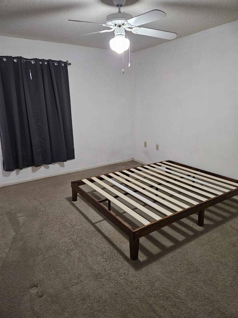 Private room and bathroom