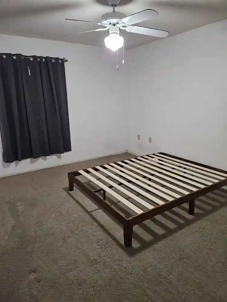 Private room and bathroom