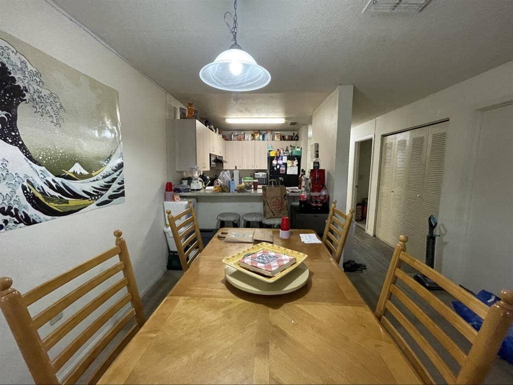 Private room and bathroom