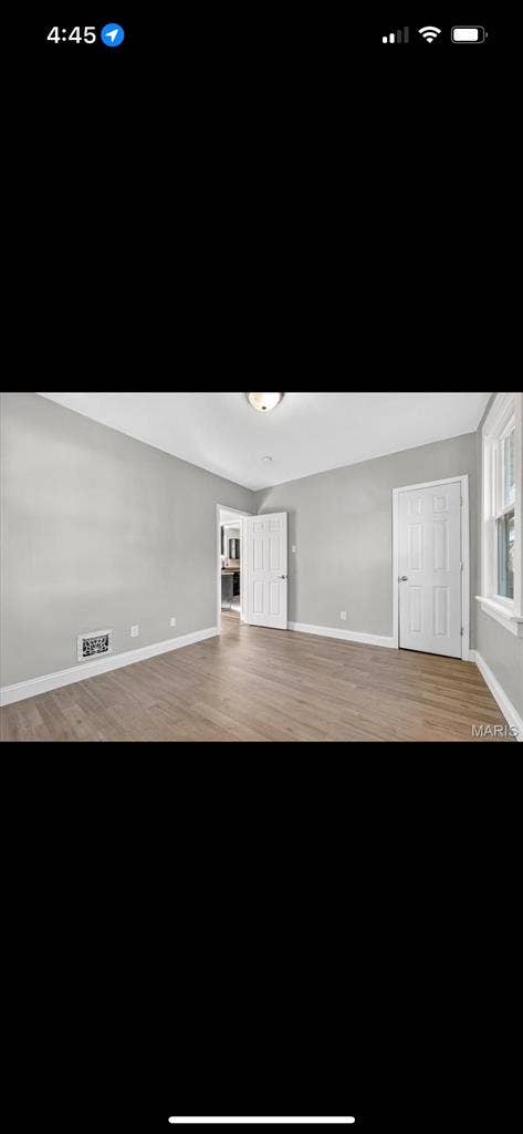 Maplewood Room for rent!