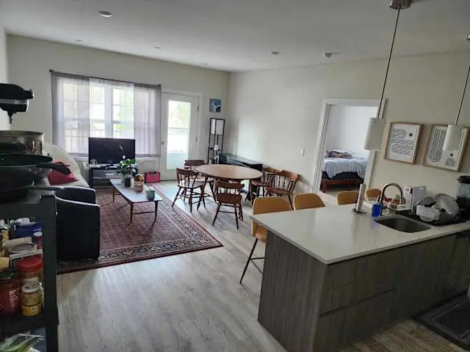 Master bedroom for share