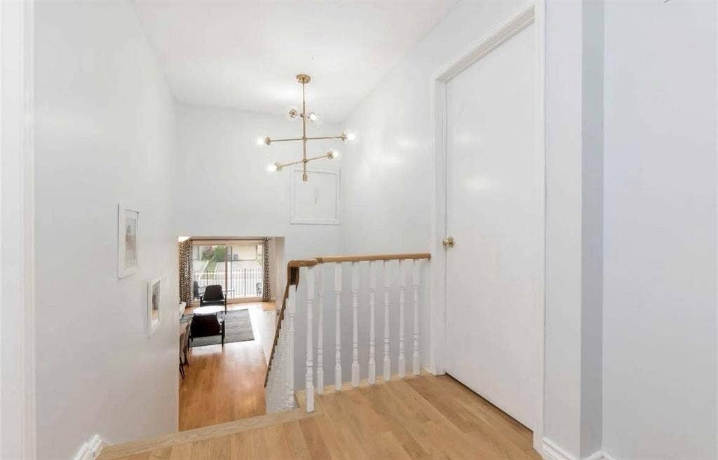 3 bedroom unit East Mississaugaa