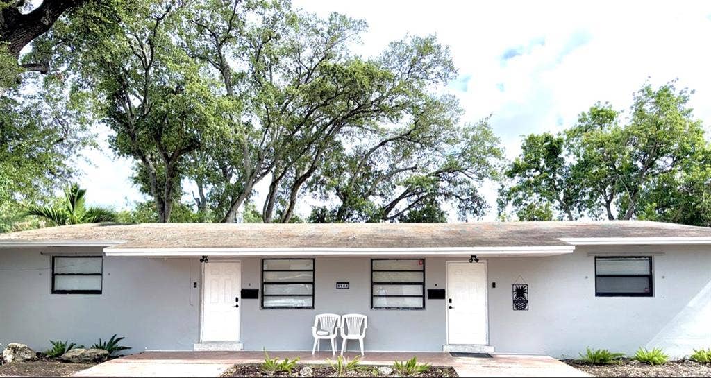 Room for Rent - HardRock/Hollywood