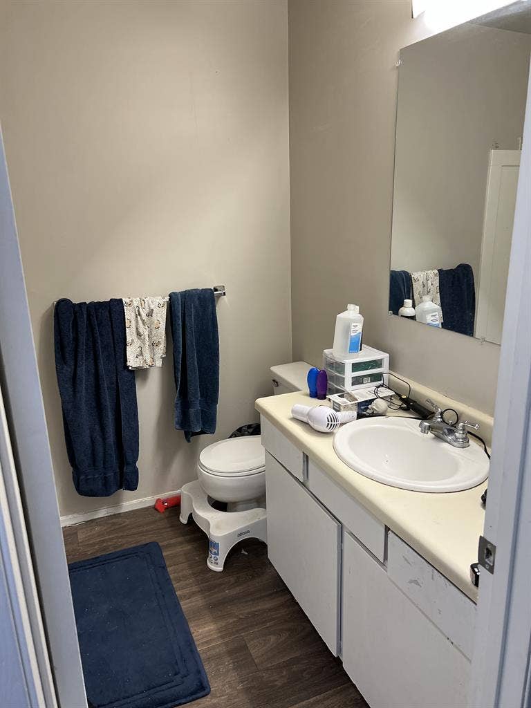 Room for Rent in Midvale
