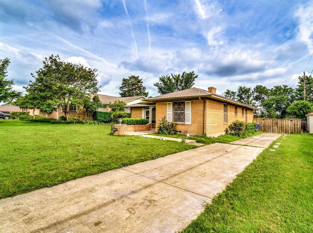 6 BR in Dallas