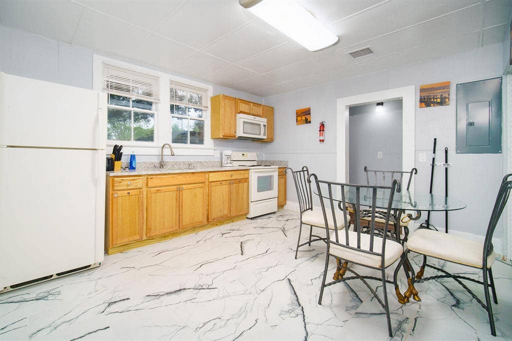 8 BR in Jacksonville