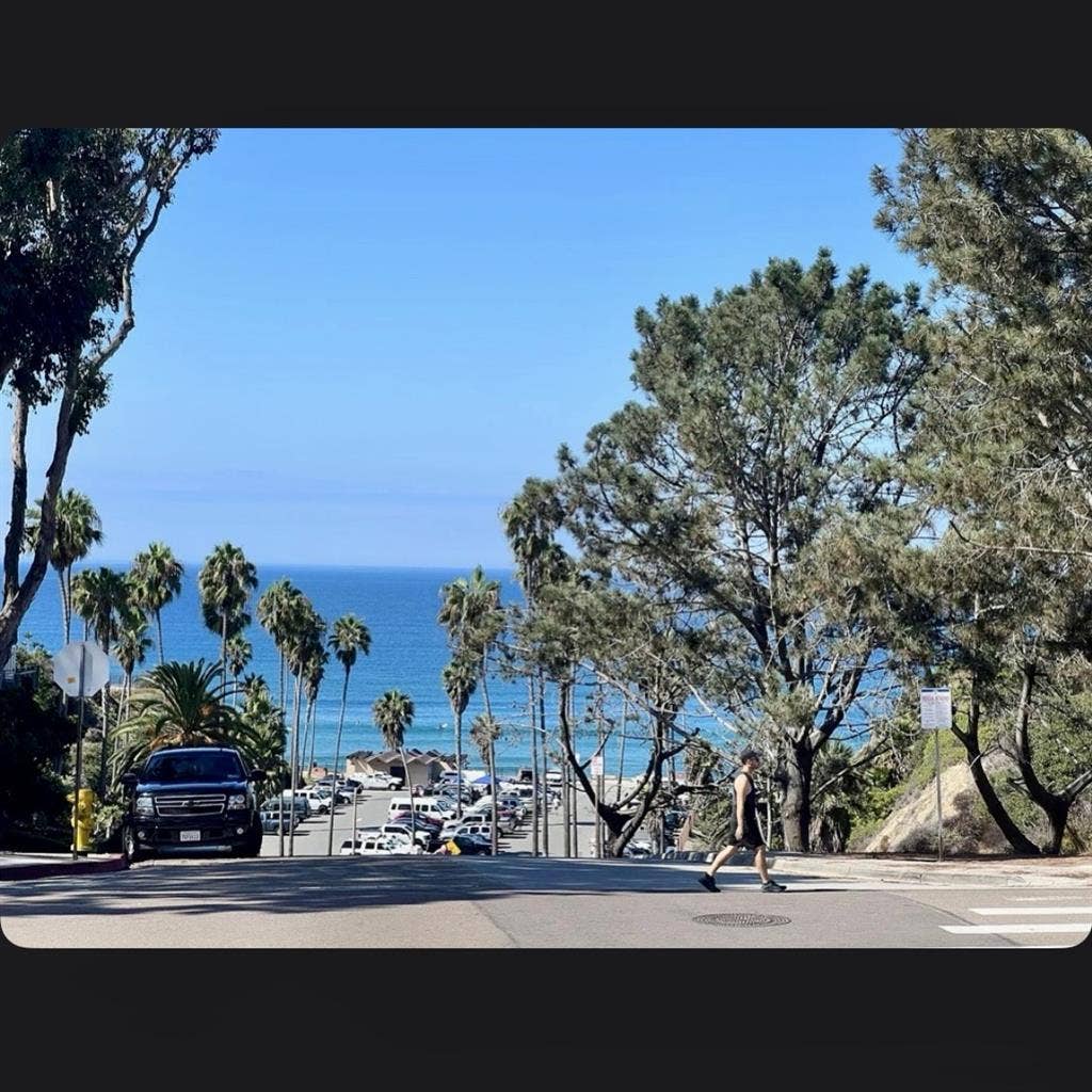 Room available steps from the beach