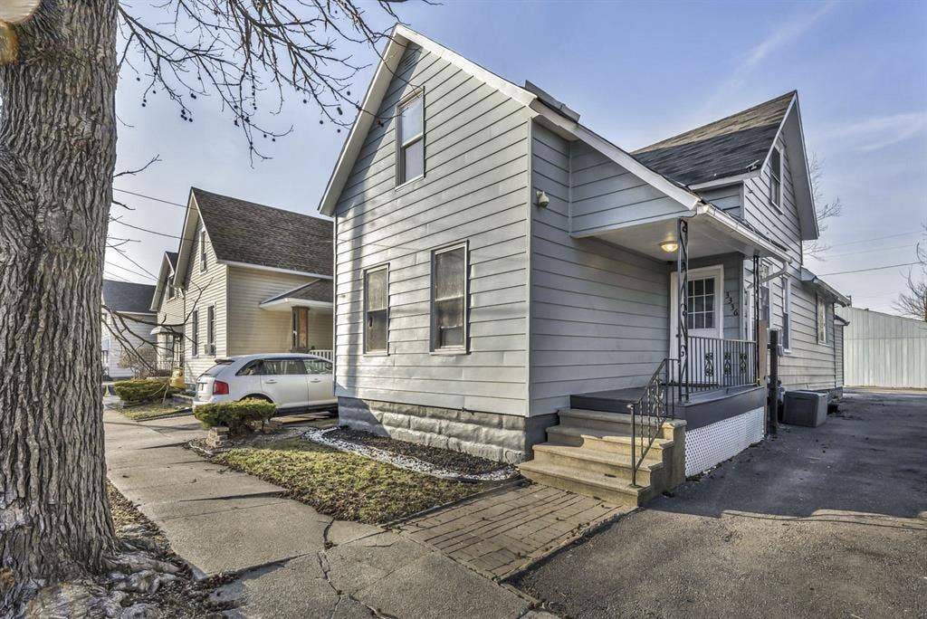 5 BR in Cleveland