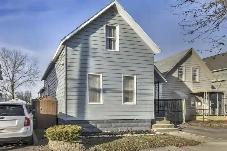 5 BR in Cleveland