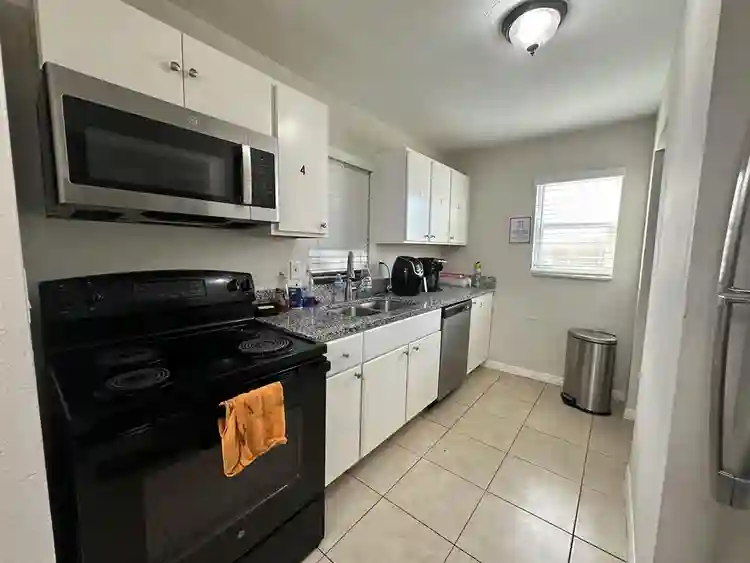 5 BR in Orlando