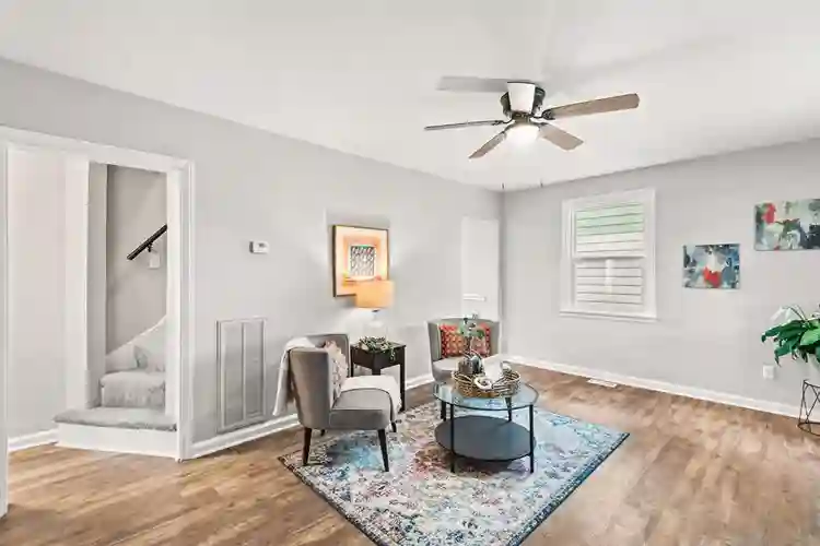3 BR in Richmond