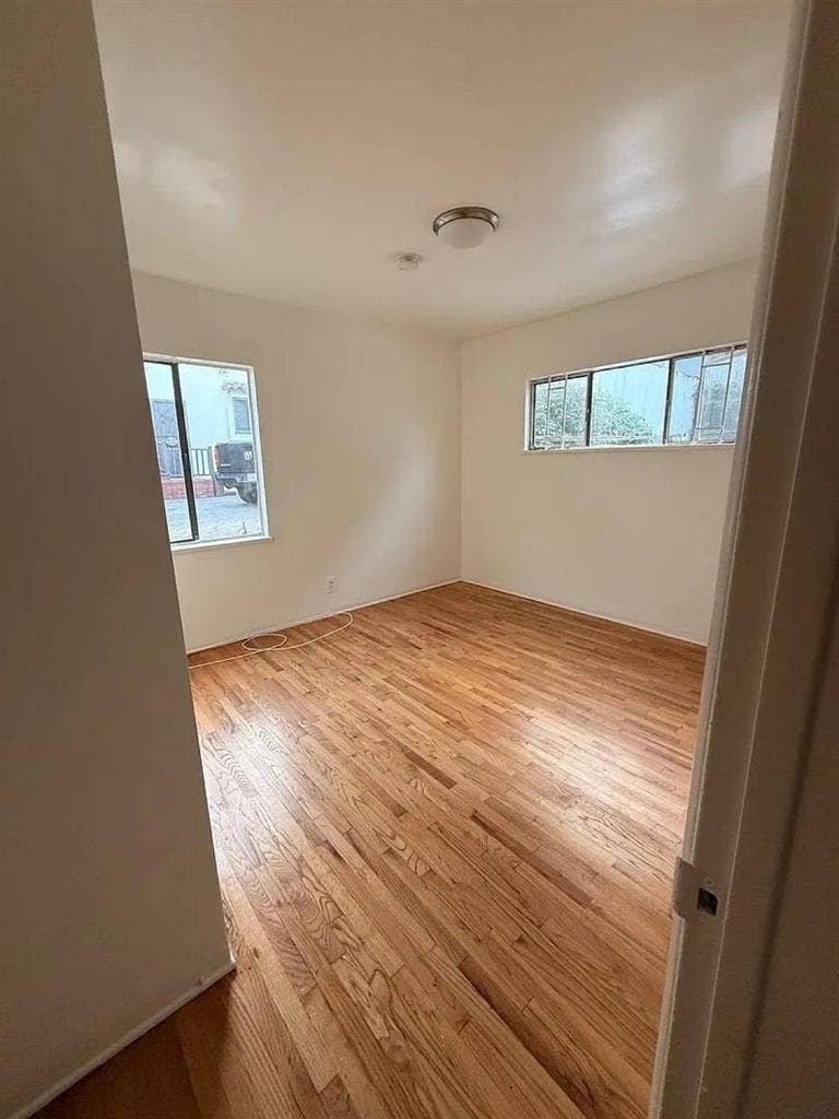 1 BEDROOM APARTMENT FOR RENT