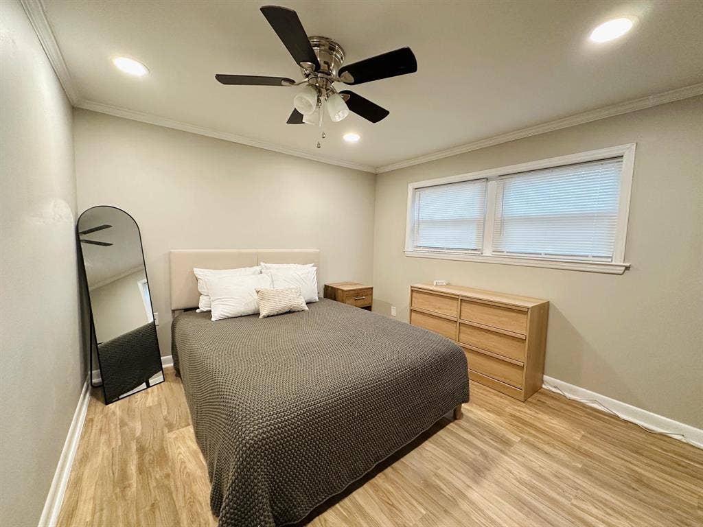 8 BR in Raleigh