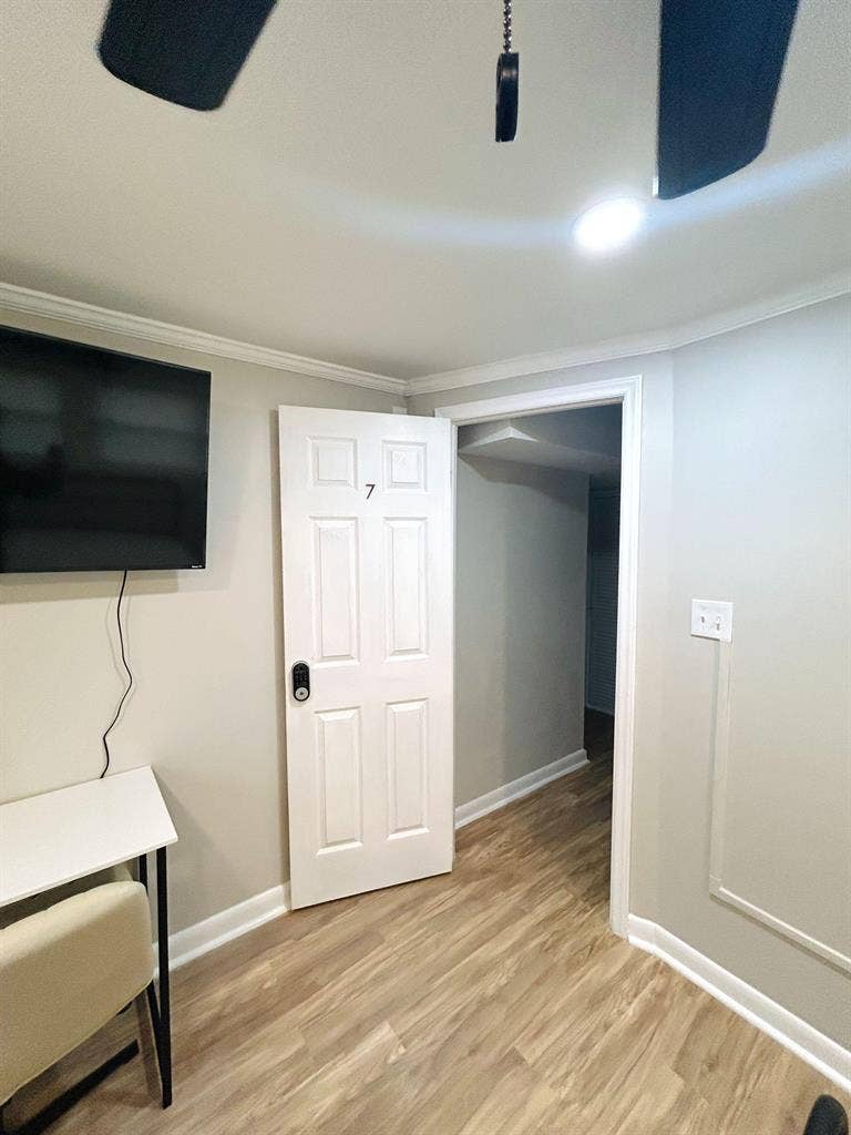 8 BR in Raleigh