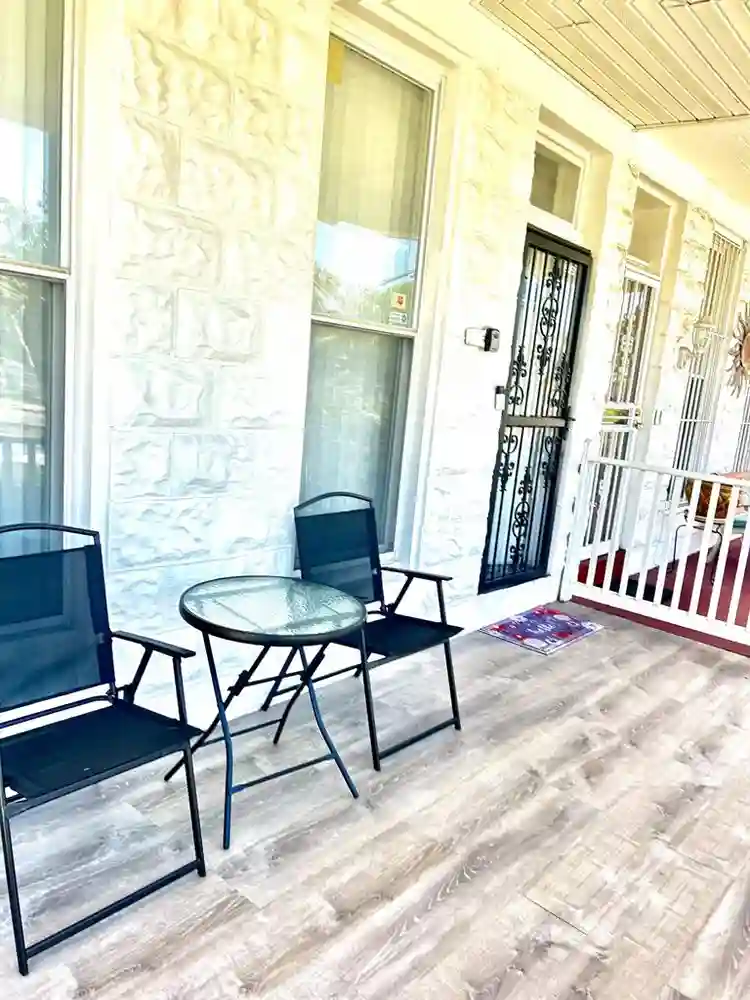 7 BR in Baltimore