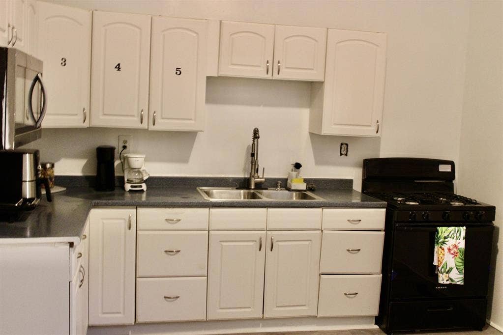 7 BR in Baltimore