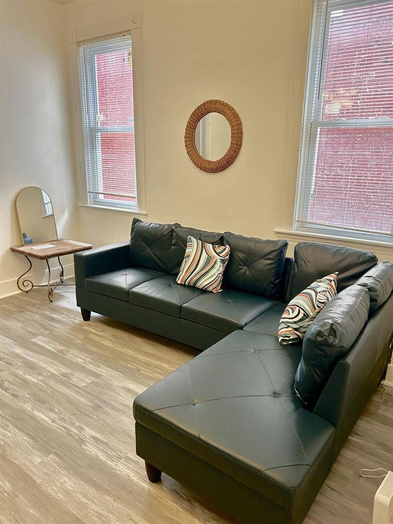 7 BR in Baltimore