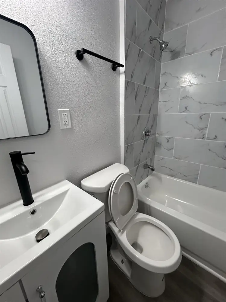 USC ROOM for rent LOWERED price