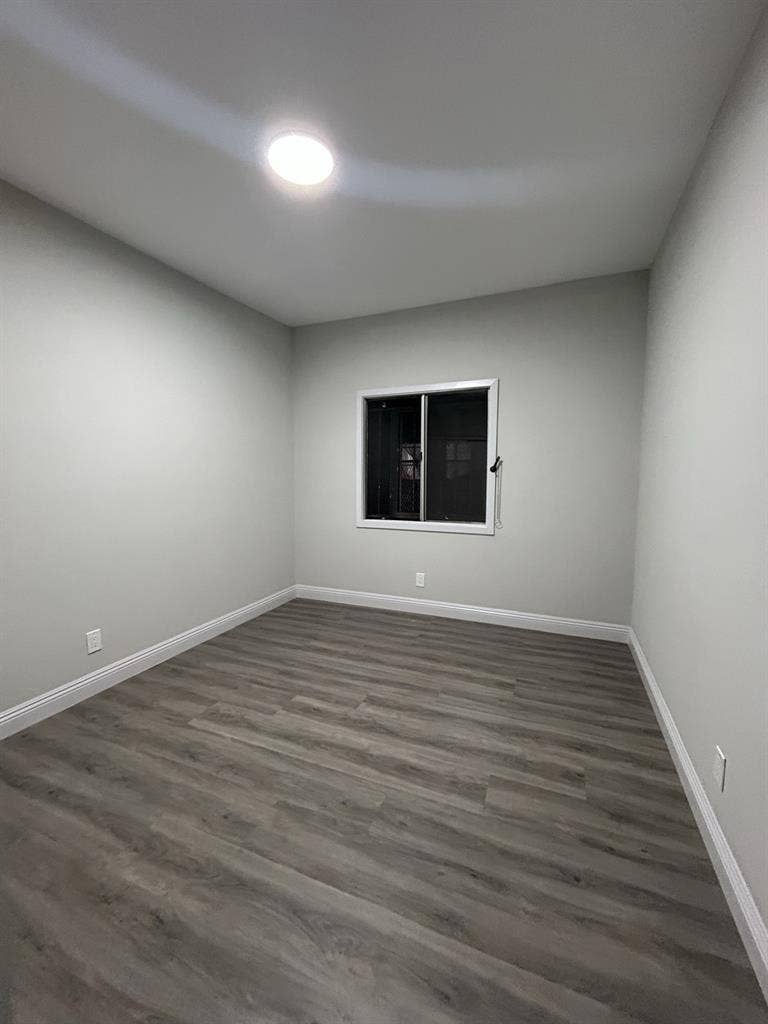 USC ROOM for rent LOWERED price