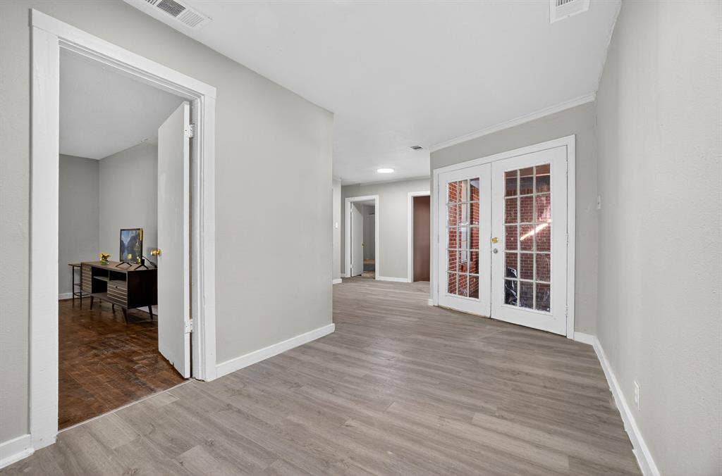 6 BR in Dallas