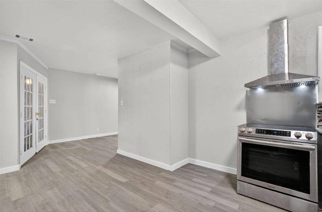 6 BR in Dallas