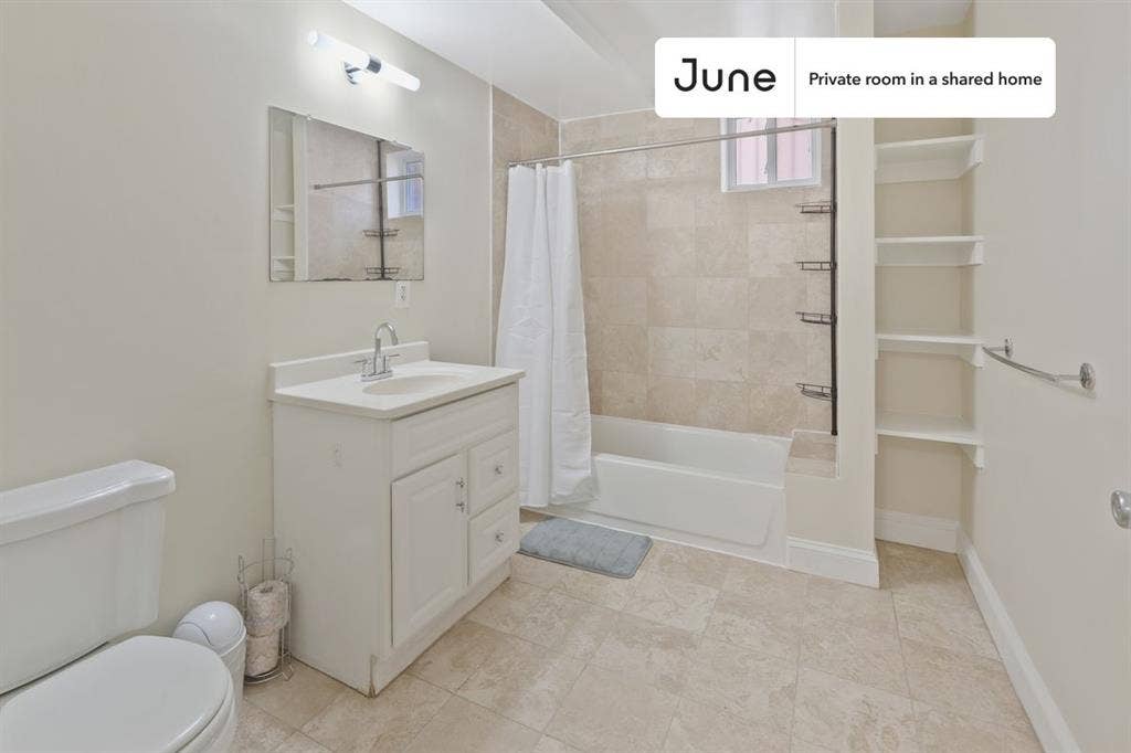 2 BR in Washington DC