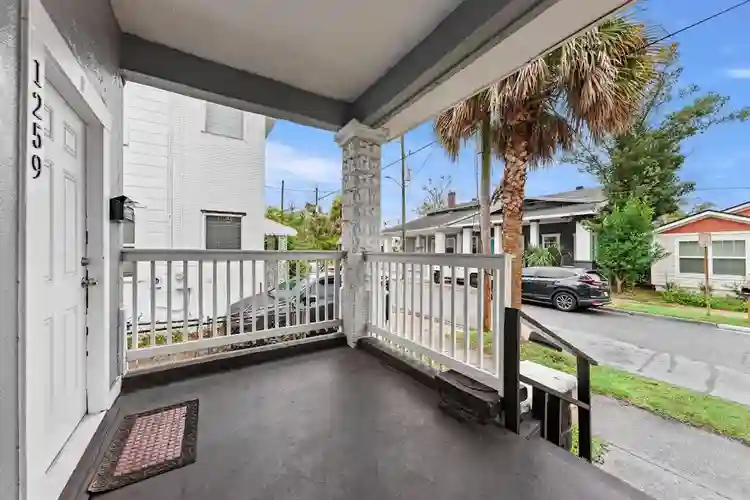 1 BR in Jacksonville