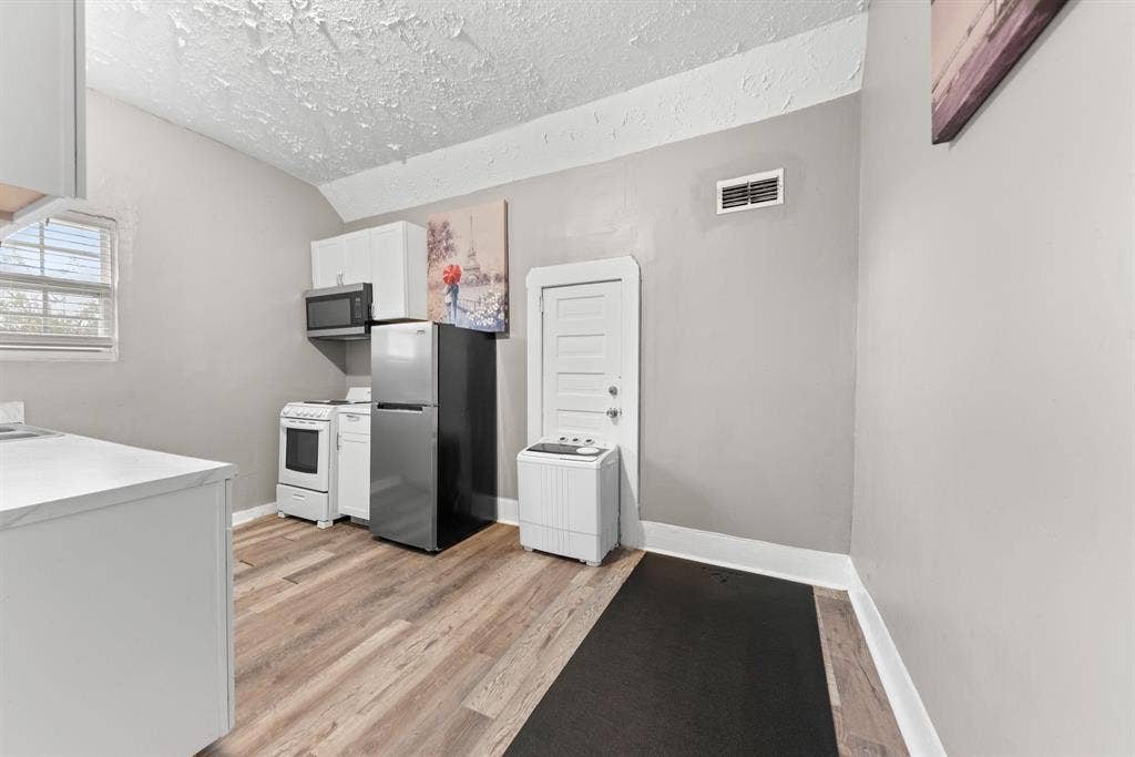1 BR in Jacksonville