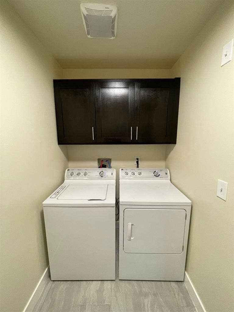 1 BR in Los Angeles
