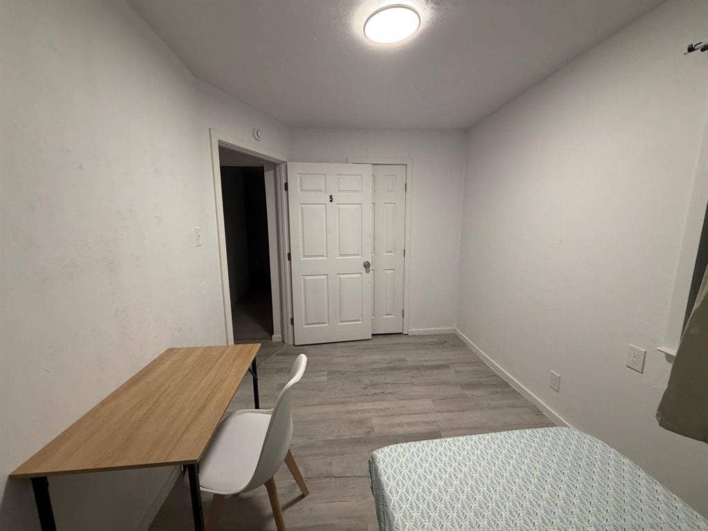 7 BR in Grand Prairie