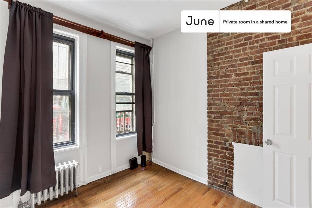 2 BR in New York City