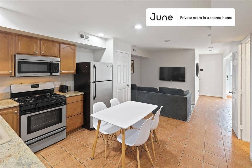 3 BR in Washington DC