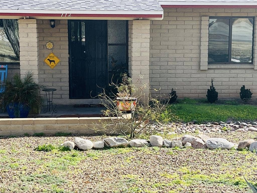 Great room and house !