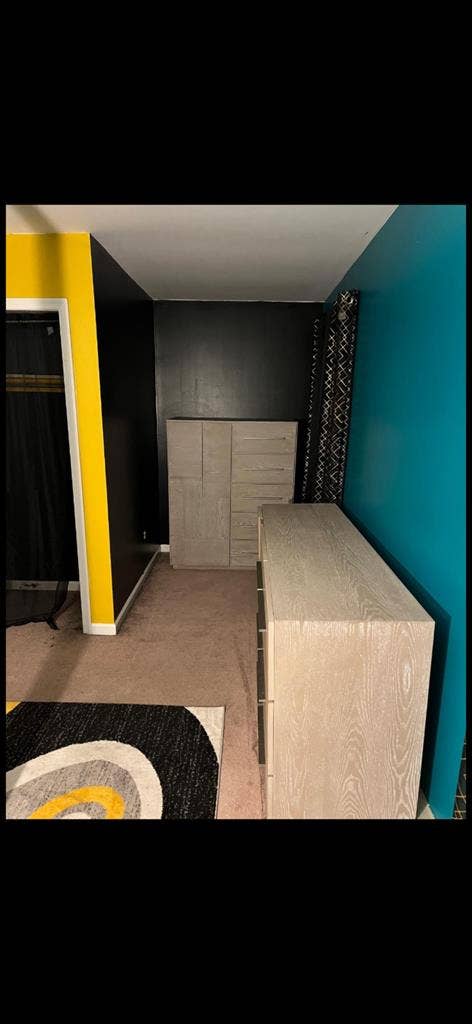 Furnished room townhome downtown