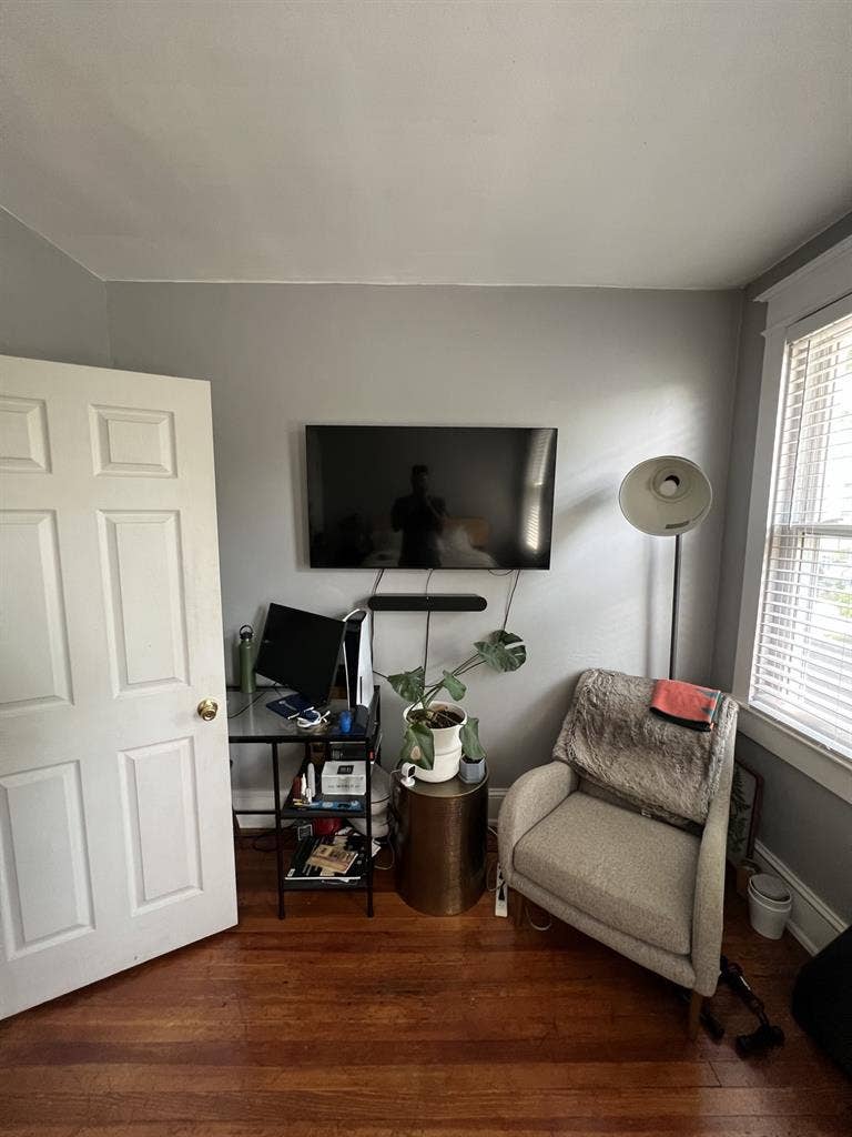 Sun-filled room in Trinidad house