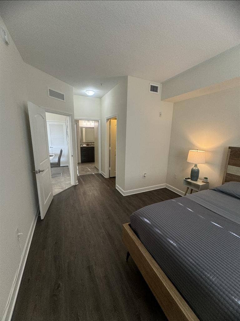 Private room with bathroom