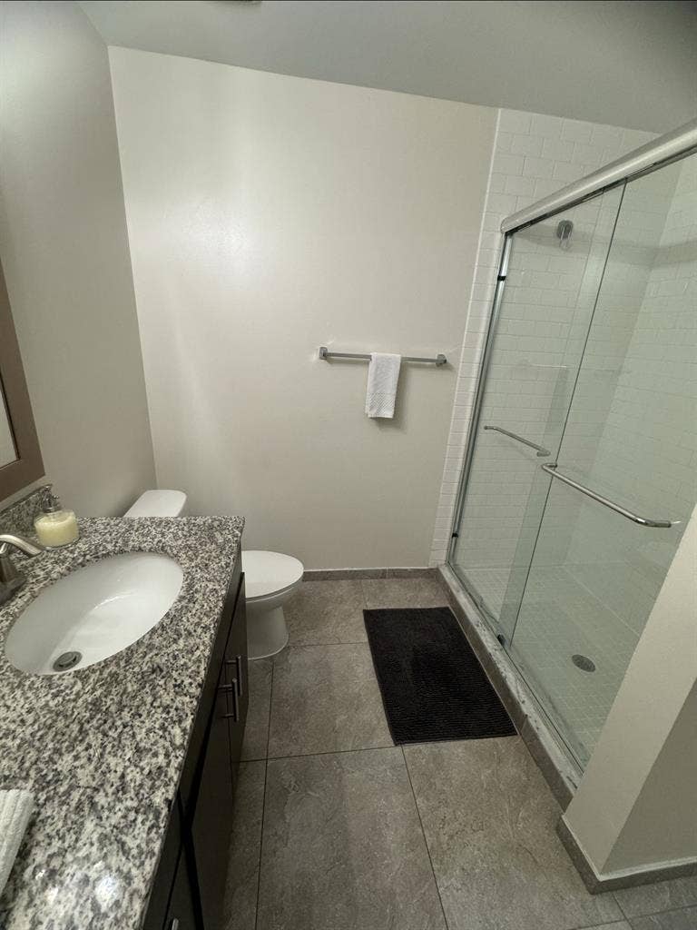 Private room with bathroom