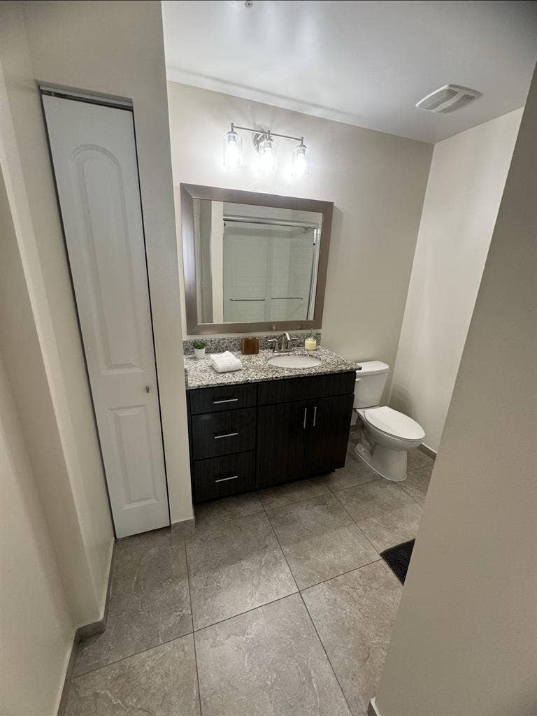 Private room with bathroom