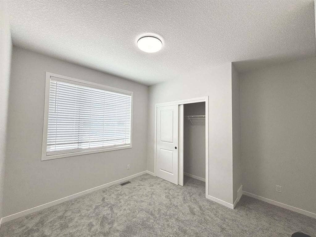 For rent main floor 2 beds and bath