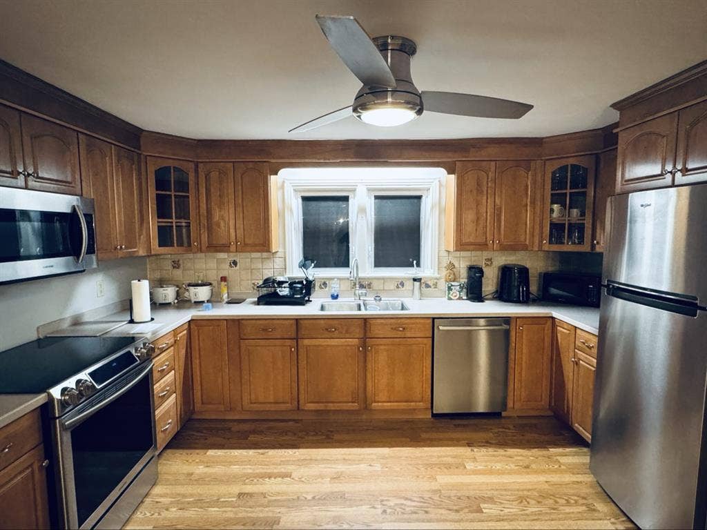 Private room for rent