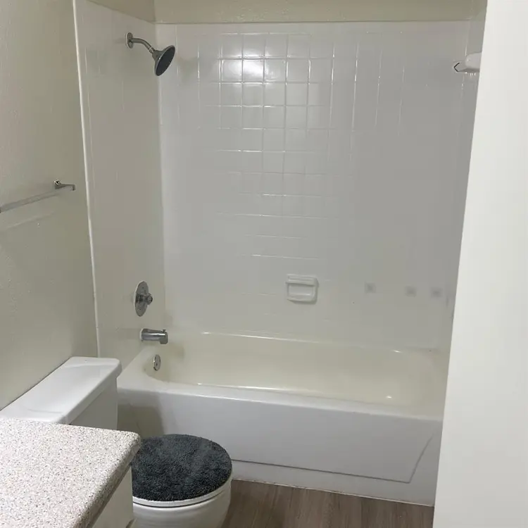 1 bedroom and 1 bathroom available