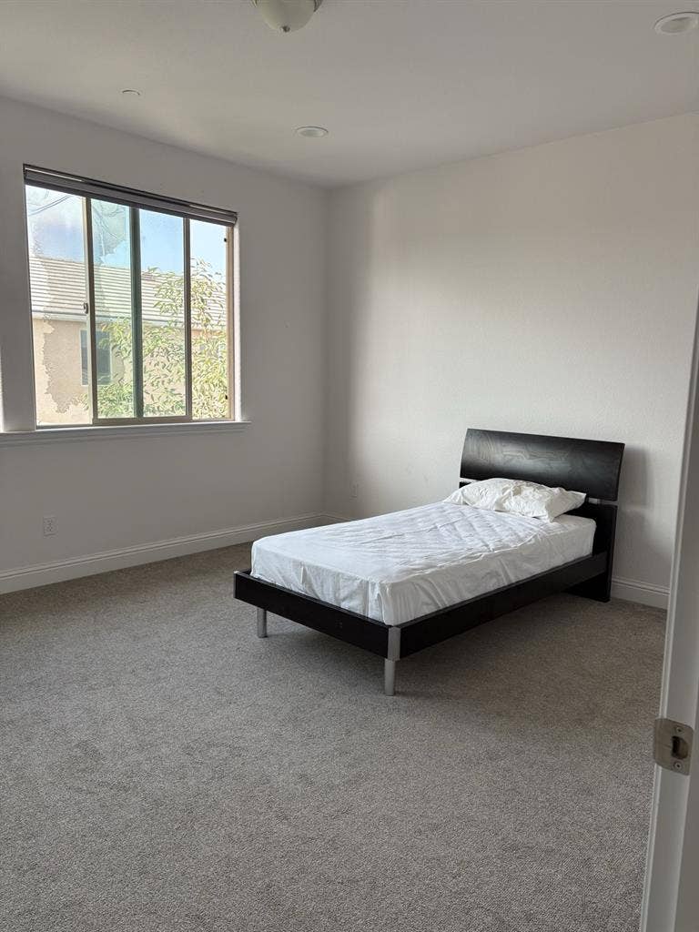 Private Room and shared bathroom